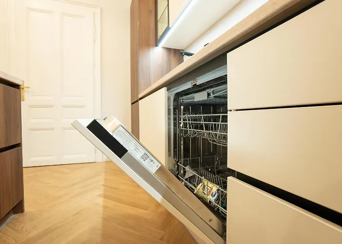 Spacious 3br Escape With Sauna And Billiard Vídeň